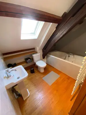 Salle de bains dans l'établissement L'enclave intime