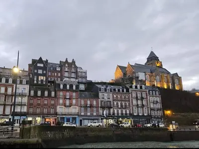 Vue générale sur Le Tréport ou vue de la ville depuis l'appartement