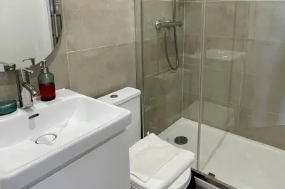 Salle de bains dans l'établissement Duplex cosy hyper centre