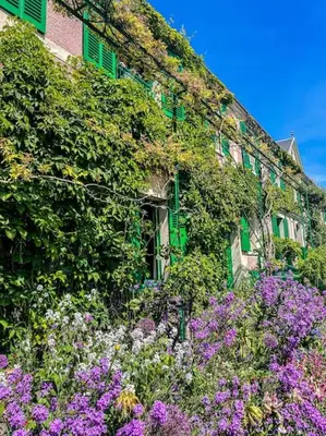 Jardin de l'établissement Logement N2 tout confort - proche de Giverny