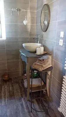 Salle de bains dans l'établissement Chambre de charme