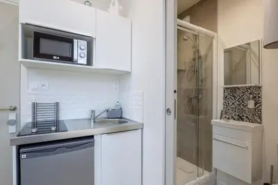 Salle de bains dans l'établissement Appartement 2 proche de la gare et centre ville