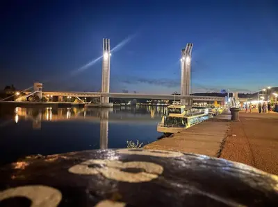Vue sur la rivière ou le fleuve situé(e) à proximité de l'appartement