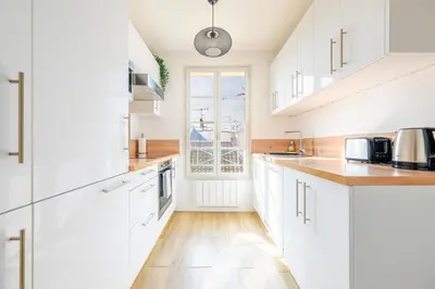 Cuisine ou kitchenette dans l'établissement Le jardin d'hiver