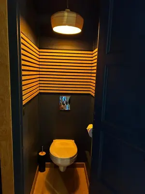 Salle de bains dans l'établissement La Tropicale Dieppe