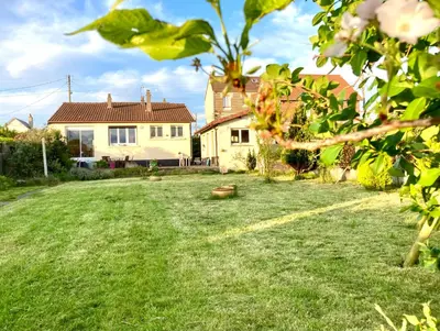 Jardin de l'établissement Gîte de la Chapelle
