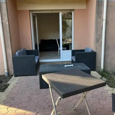 Appartement avec place de parking privé et jardin