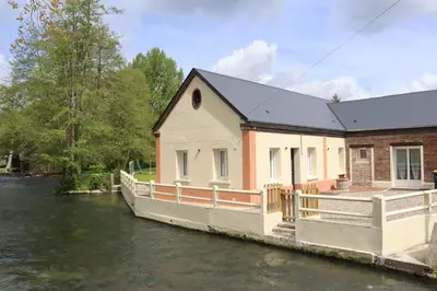 Vue sur la rivière ou le fleuve situé(e) à proximité de la maison de vacances