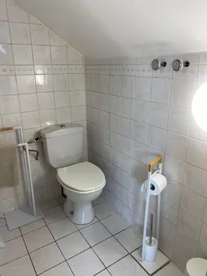 Salle de bains dans l'établissement Studio privé dans pavillon