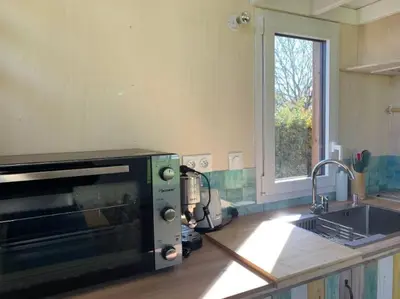 Cuisine ou kitchenette dans l'établissement Tiny du Verger de la Pommeraye