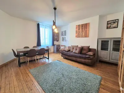 Coin salon dans l'établissement Sherlock Home