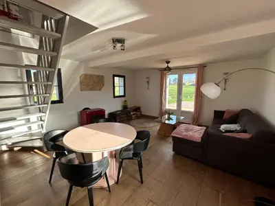 Coin salon dans l'établissement Gîte de la vallée