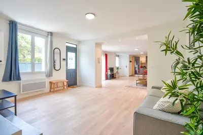 Coin salon dans l'établissement Le Gabriel - Maison spacieuse et calme près de Paris