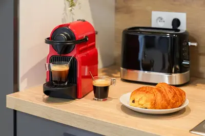 Options de petit-déjeuner proposées aux clients de l'établissement Le Gabriel - Maison spacieuse et calme près de Paris