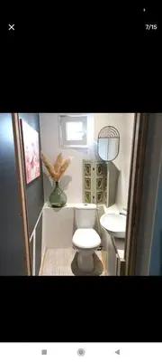 Salle de bains dans l'établissement Fleurs de Lys
