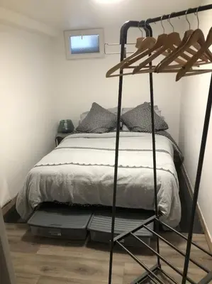 Un ou plusieurs lits dans un hébergement de l'établissement Charmant logement à Déville proche université