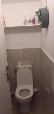 Salle de bains dans l'établissement appartement proche paris et Roissy