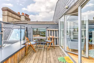 Balcon ou terrasse dans l'établissement Ipso rooftop avec terrasse