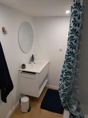 Salle de bains dans l'établissement Chez Nous