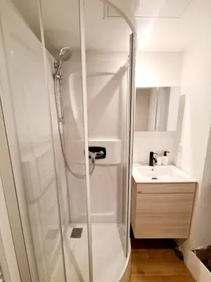 Salle de bains dans l'établissement Beau 2 pièces charme et confort
