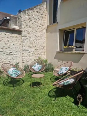 Jardin de l'établissement Dépendance cosy