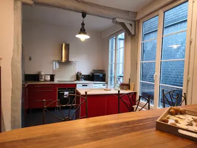 Cuisine ou kitchenette dans l'établissement Hyper centre Vieux Marché