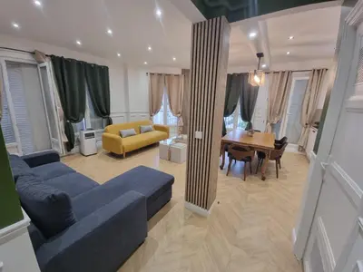 Coin salon dans l'établissement Urban Nest