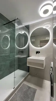Salle de bains dans l'établissement Appartement 52m2, neuf, à deux pas de la Gare