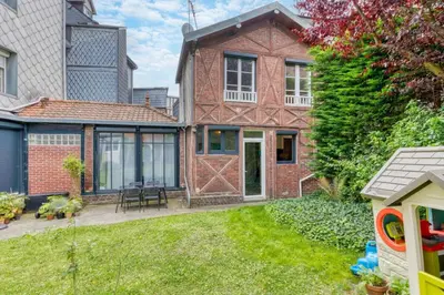 Jardin de l'établissement Barthélémy cozy house in the city center