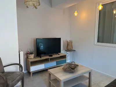 Télévision ou salle de divertissement dans l'établissement Petite pause à Beauvais