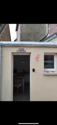 Plan de l'établissement maison pink flamingo aeroport tillé 2 a 4 personnes