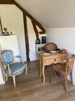 Cuisine ou kitchenette dans l'établissement L'Echo des Bois