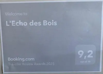 Certificat, récompense, panneau ou autre document affiché dans l'établissement L'Echo des Bois