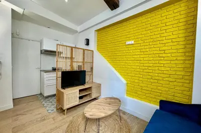 Cuisine ou kitchenette dans l'établissement Sofia Studio confortable en RDC au coeur de la ville de Rouen