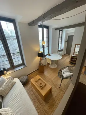 Coin salon dans l'établissement Hyper Centre, Perle Rare et Chic Urbain