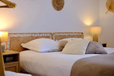 Un ou plusieurs lits dans un hébergement de l'établissement Rouen - Bienvenue chez Alice