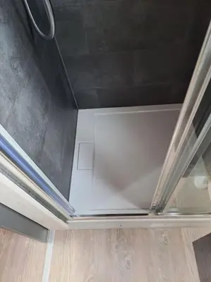 Salle de bains dans l'établissement l'escale de Normandie