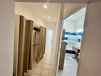 Salle de bains dans l'établissement Le Blue Bay