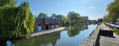 Vue sur la rivière ou le fleuve situé(e) à proximité de l'appartement
