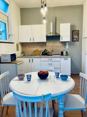 Cuisine ou kitchenette dans l'établissement A 2 pas Maison 3 couchages