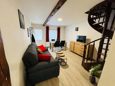Coin salon dans l'établissement Chez Mireille sur le chemin de la baie de Somme