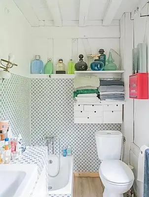 Salle de bains dans l'établissement Maison au bord de la Seine