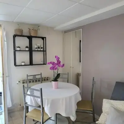 Charmant appartement 35 m2 avec terrasse et jardin