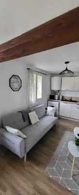 Un ou plusieurs lits dans un hébergement de l'établissement Joli appartement 2 pièces sur Liancourt