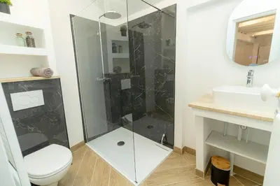 Salle de bains dans l'établissement Maison avec spa proche Giverny