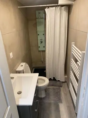 Salle de bains dans l'établissement Auxilia Home
