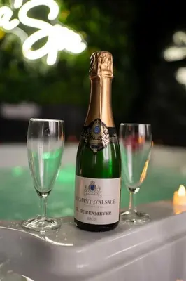 Boissons dans l'établissement Love Room, Luna Spa