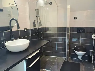 Salle de bains dans l'établissement Le Quantum Room - Avec Netflix et Amazon Prime