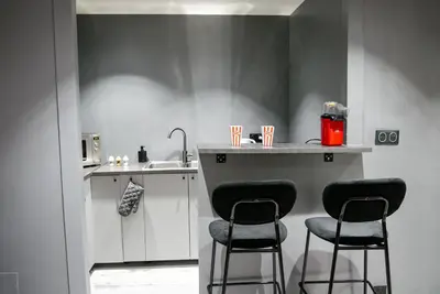 Plan de l'établissement Suite CinéRoom à 25 min de Paris