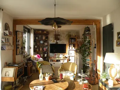 Télévision ou salle de divertissement dans l'établissement Chambre cooconing salon avec canape convertible